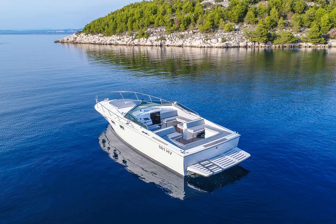 Luxury Blue and Green Cave private tour - What the crew adds to the day