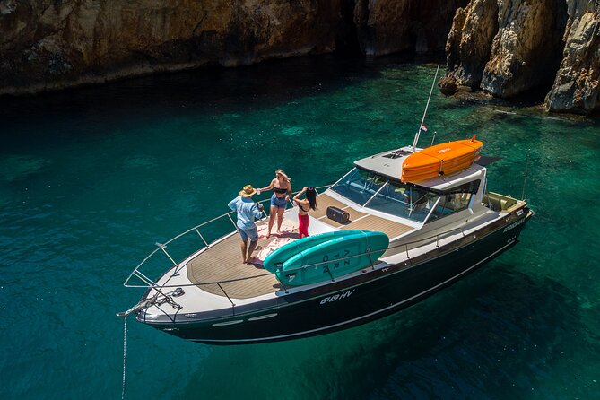 Luxury Blue and Green Cave private tour - Who will enjoy this Hvar boat trip?