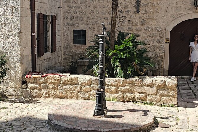 Luxury Day tour to Montenegro - A border-crossing day from Dubrovnik to Kotor