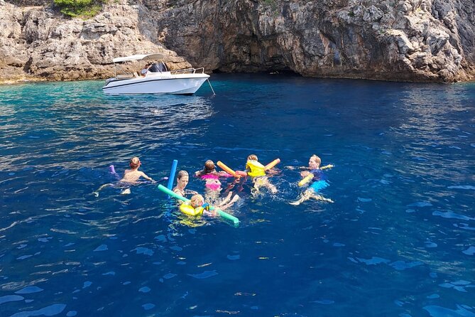 Luxury Elaphite Islands half day Cruise with lunch Apreamare - Swimming, snorkeling, and the pace on board