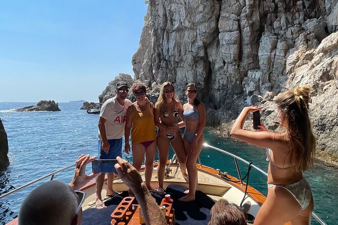 Luxury Elaphite Islands half day Cruise with lunch Apreamare - Šipan: caves, village life, and island tasting