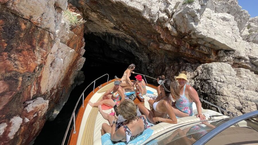 Luxury Private Boat Tour to Elaphiti Islands (4 hours) - A boat with personality, not just transport
