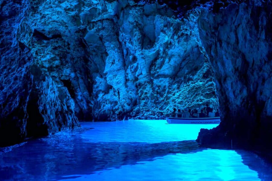 Makarska: 5-Islands Tour, Blue Cave, Vis, Hvar & Brač - Biševo and the Blue Cave: the day’s headline stop