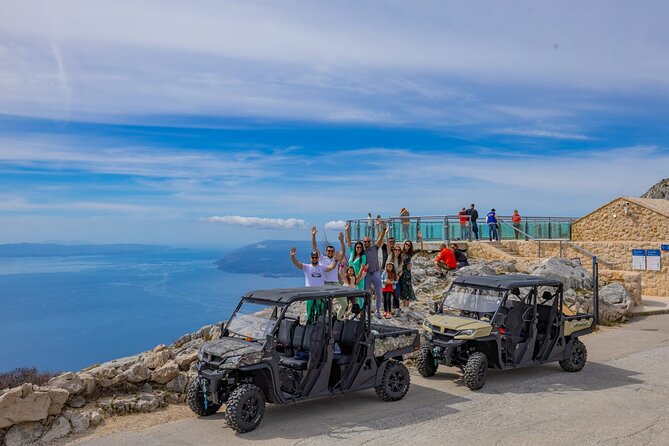 Makarska: Baggy Skywalk & Biokovo viewpoint Tour - Walking near Sinjal at about 1,400 meters