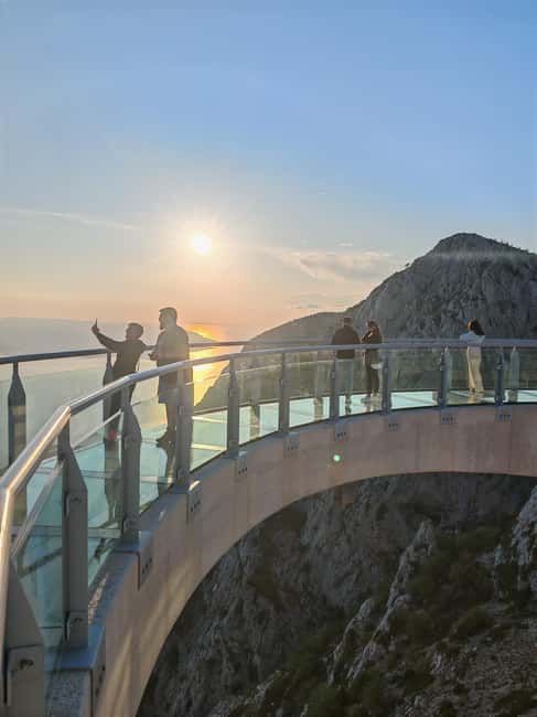 Makarska: Buggy Skywalk and Biokovo Tour - Pickup in Makarska and the climb into the park
