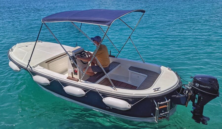 Makarska: Discover coastal area with Betina 500 - Price, group size, and what you really get