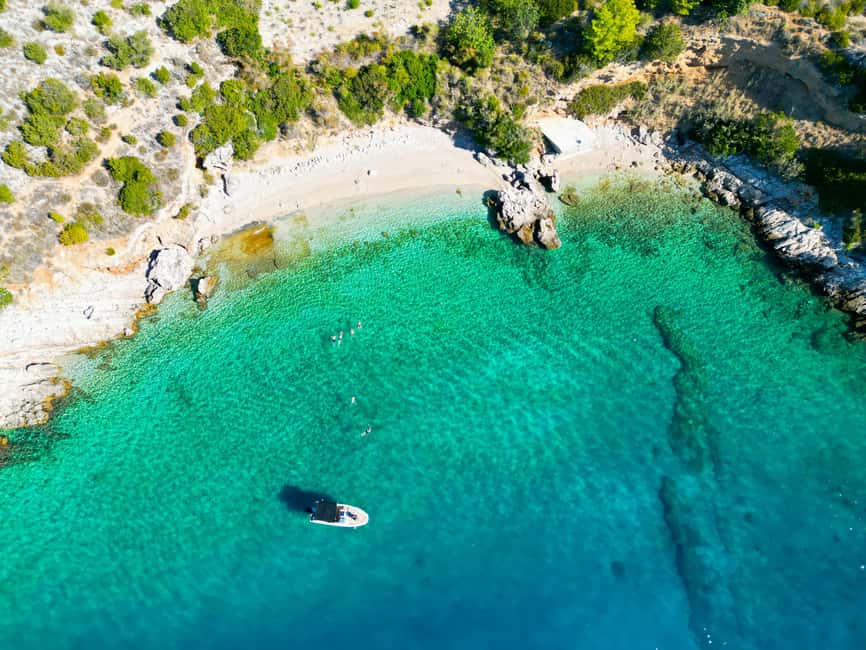 Makarska: Golden Horn Beach & Secluded Bays Speedboat Tour - Why this Brač boat trip is more than a Zlatni Rat photo stop