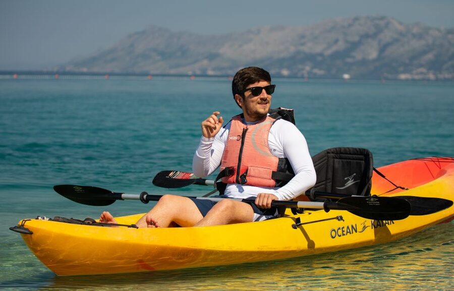 Makarska: Guided Sea Kayaking Tour with Snorkeling Stop - The return paddle and optional cliff jumping