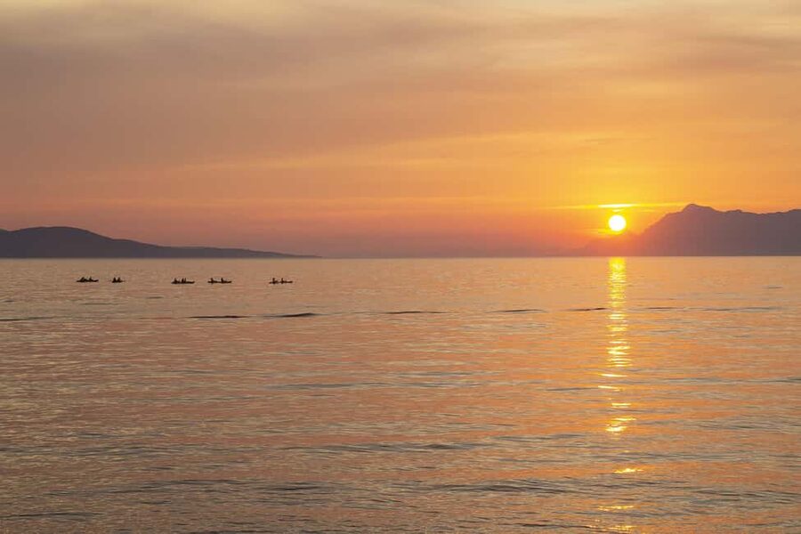 Makarska: Guided Sea Kayaking Tour with Snorkeling Stop - What the guides add to the experience