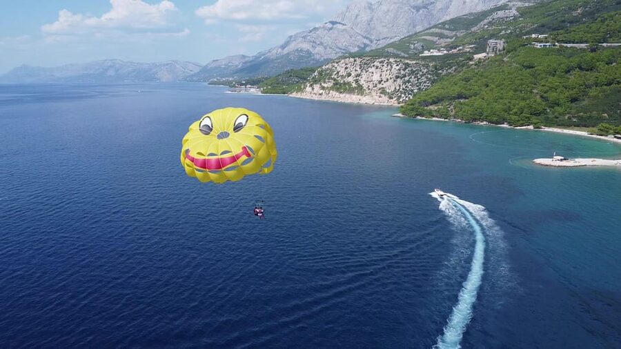 Makarska: Parasailing Experience - MPL Nautika - What the view feels like from up high