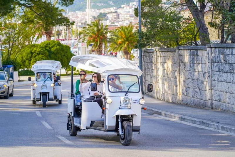 Makarska: Skywalk Tuk-Tuk Tour with Skip-the-Line Ticket - Why the tuk-tuk ride makes this different