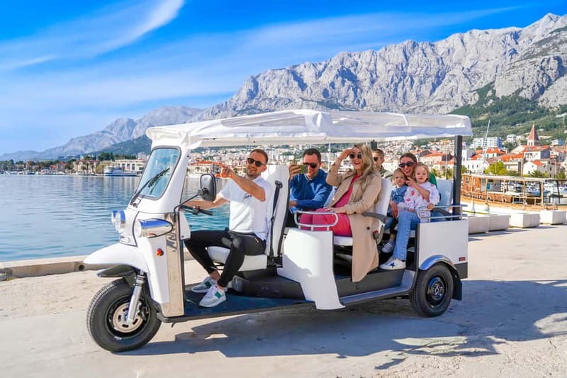 Makarska: Skywalk Tuk-Tuk Tour with Skip-the-Line Ticket - Stop 1: The scenic climb and first views
