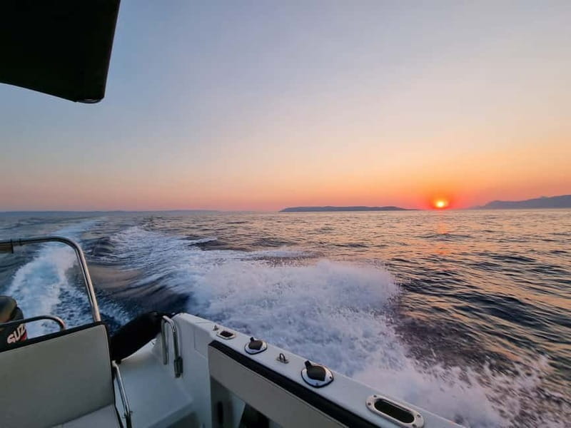 Makarska: Speedboat Sunset Tour to hidden bay on island Brač - Why this short Makarska boat ride works