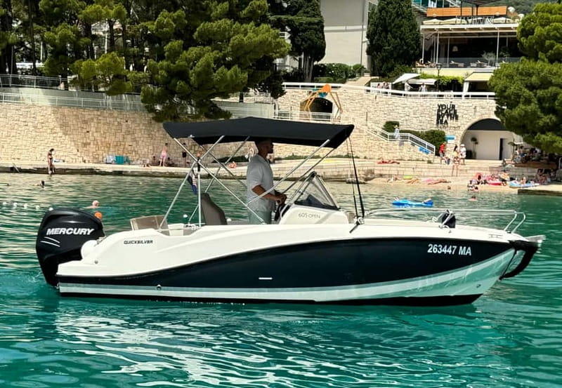 Makarska: Sunset private boat tour from Makarska - Returning toward Makarska as the light changes
