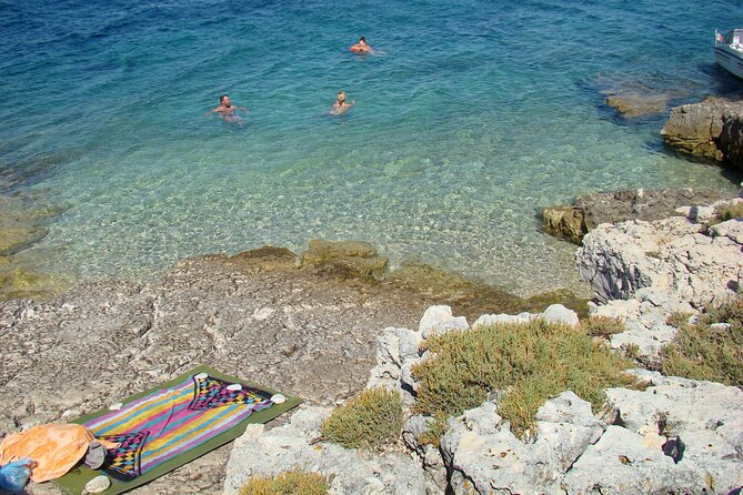 Medulin -Kamenjak 5h boat trip with lunch & drinks on Sandra Boat - What to pack for the day
