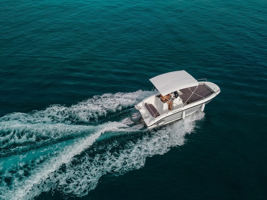 Medulin: Morning on Speedboat with Cave & Island Snorkeling - What the speedboat adds to the morning
