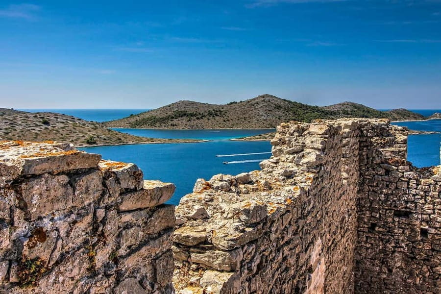 Mikado Kornati Excursion - Lojena Beach: your first 60-minute swim