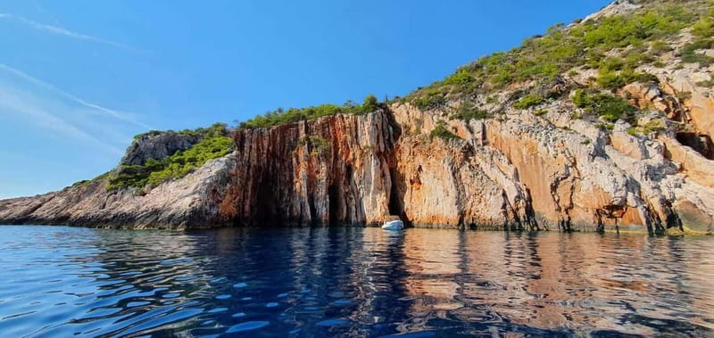 Milna: Boat Trip to Bol and The Hidden Bays of Brac island - A Dalmatian meal beside the sea