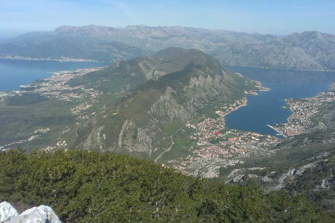 Montenegro Full Day Trip from Dubrovnik (small group) - What the small group changes