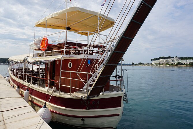 Morning Panorama: Relaxing Among 20 Islands around Poreč Riviera - The return route and Poreč from offshore