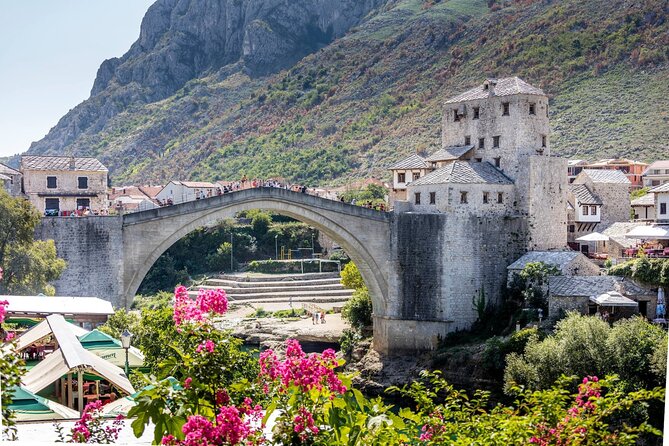 Mostar Sightseeing Full Day Trip from Makarska Riviera - How the guiding affects the experience
