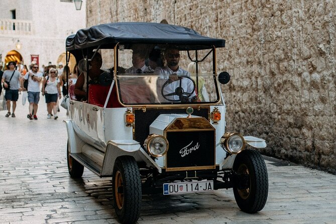 OLD CAR DUBROVNIK private sightseeing tour - Starting at Pile Gate