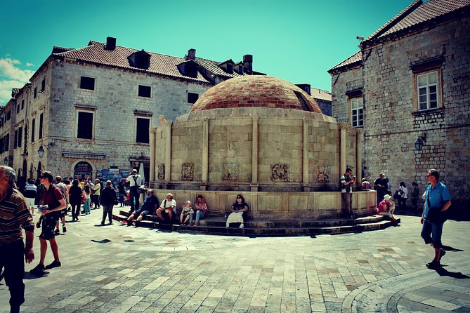 Old Town Secrets Walking Tour - Stradun, where architecture meets old customs
