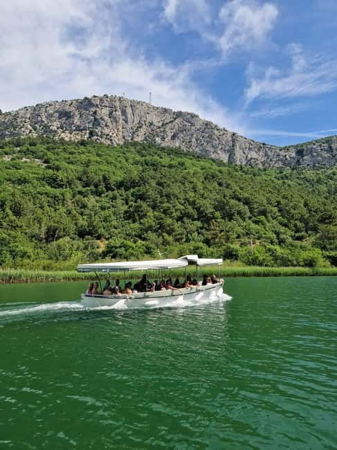 Omiš: 2-Hour Cetina River Boat Tour and Nature Park Visit - Leaving Omiš for the Cetina Canyon