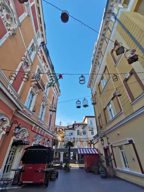 Opatija Be Charmed Half Day Tour with a Local - Turning uphill to Market Opatija