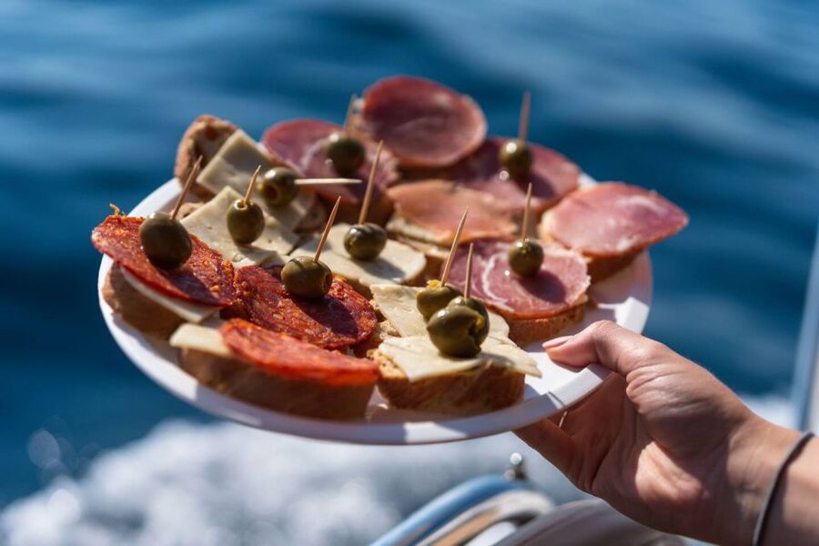 Opatija/Lovran: Boat Trip to Secluded Beaches on Island Cres - Why this boat trip works for a full day at sea