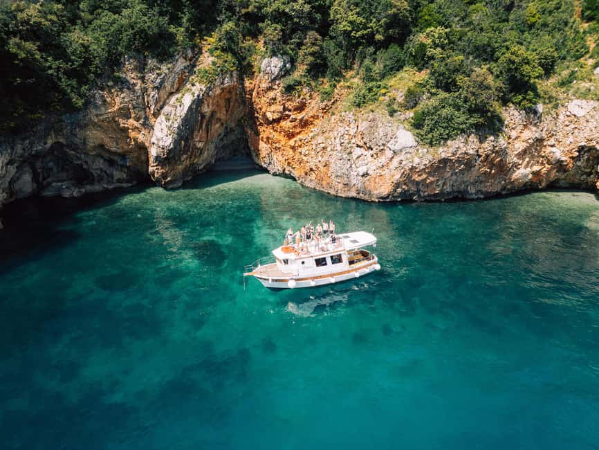 Opatija: Private Cres Island Boat Tour - Cold food and drinks on the boat