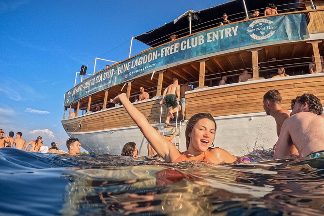 Out to Sea Split Boat Party w/ Blue Lagoon Swim, Dj & Afterparty - Starting with a pre-party at 2 pm