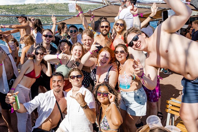 Out to Sea Split Boat Party w/ Blue Lagoon Swim, Dj & Afterparty - Food, drinks, and useful packing advice