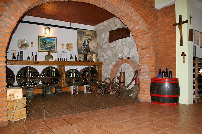 Peljesac Vineyards & Oysters - Private Day Trip from Dubrovnik-Mercedes Vehicle - The oyster boat and Ston’s coastal food tradition