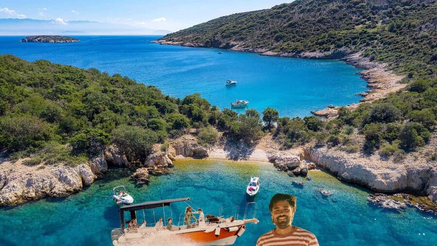 Plavnik Island: A public half day boat tour - Cruising toward uninhabited Plavnik Island