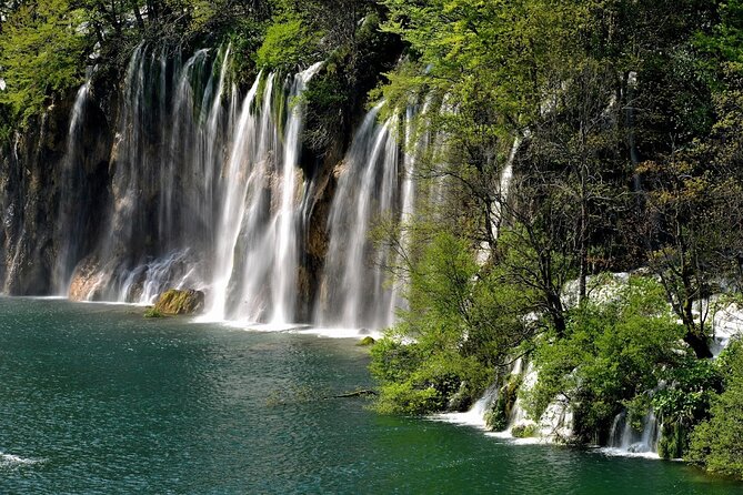 Plitvice Lakes Day Tour from Rijeka, Simple & Safe - What the price really covers