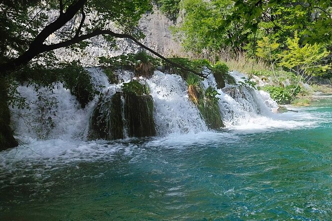 Plitvice Lakes Day Tour from Zadar, Simple and Safe - Entering Plitvice at Entrance 1