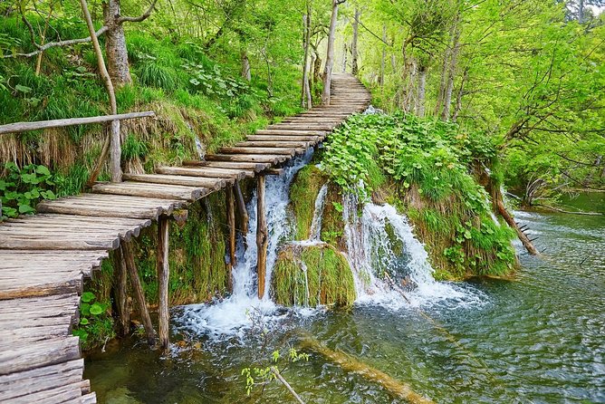 Plitvice Lakes Guided Tour from Zagreb - The Lower Lakes and Big Waterfall