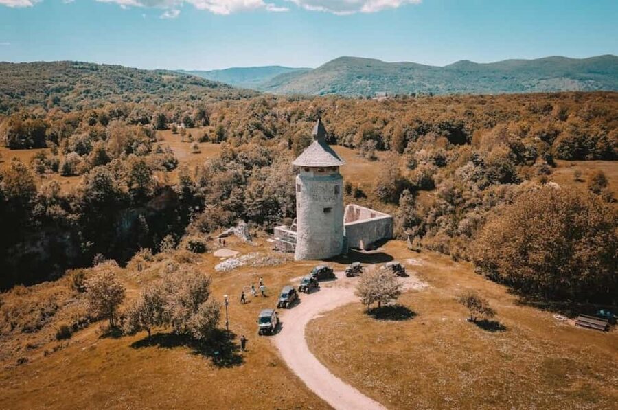 Plitvice Lakes National Park - 2hr Inspiration Buggy Tour - Drežnik Fortress and the Korana River view