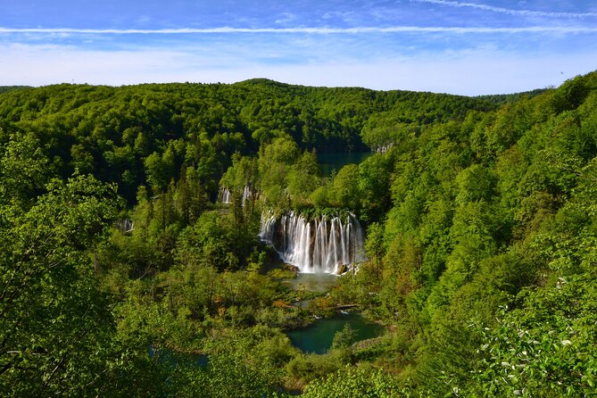 Plitvice Lakes National Park Admission Ticket - Crowds, timing, and seasonal changes