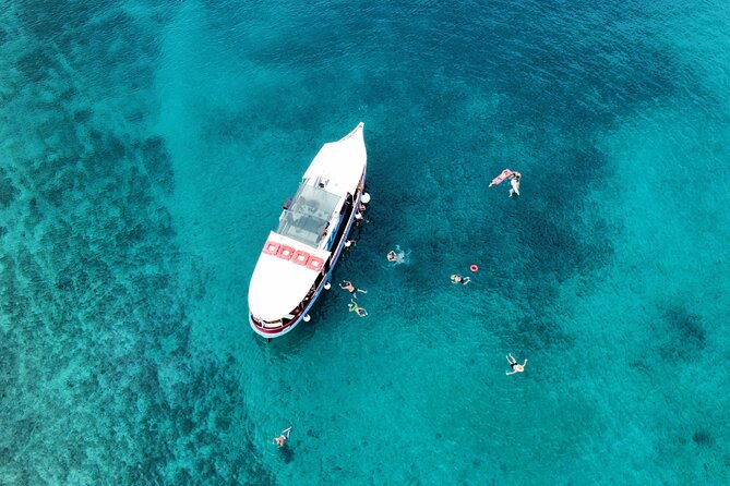 Podstrana and Jesenice, Boat trip to Brač and Šolta with lunch - Sutivan: 75 minutes to explore Brač