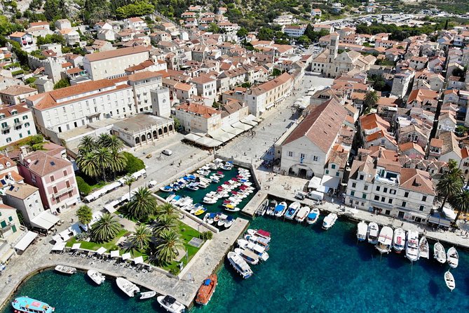 Private 3 islands Tour With Speed boat to Hvar and Pakleni islands from Trogir - Trading stone streets for the Pakleni Islands