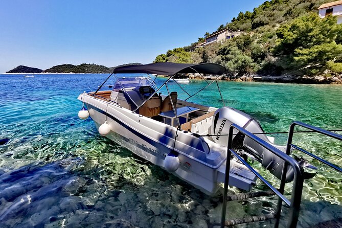 Private boat Tour - Dubrovnik Old Town and Elaphite islands - Seeing the Old Town walls from sea level