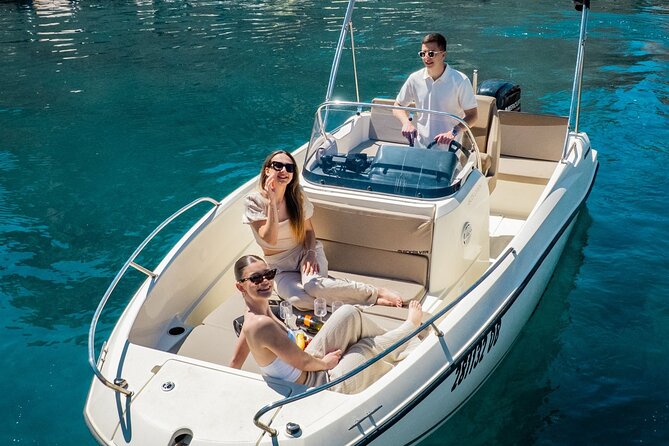 Private Boat Tour-Elafiti islands,Blue and green cave,Sandy Beach - Is $217.77 a good price?