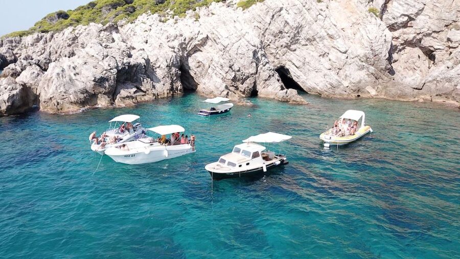 Private boat tour from Dubrovnik/Cavtat to Elafiti islands - Boat comfort, sun, and motion