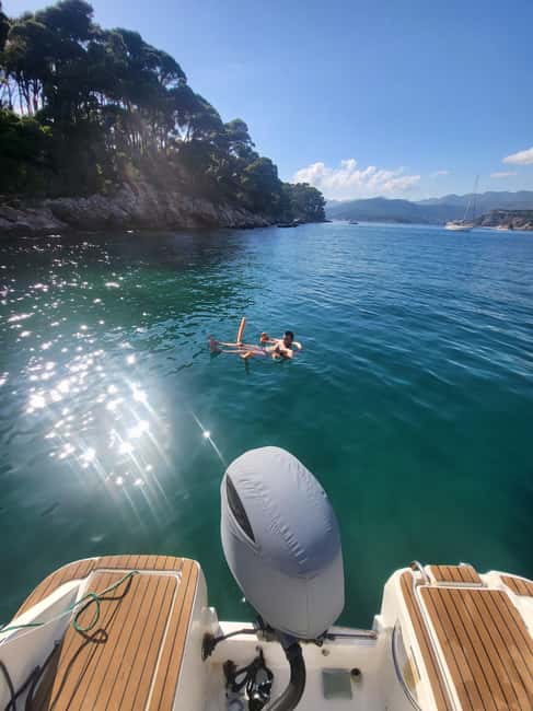 Private Boat Tour Tailor-Made 6h-All Inclusive - The Blue Cave and other cool caves