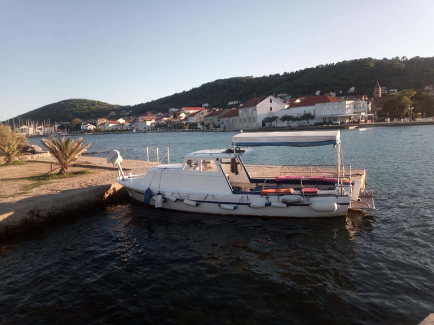 Private Boat tour with refreshing drinks Zadar - Ugljan: your first chance to swim