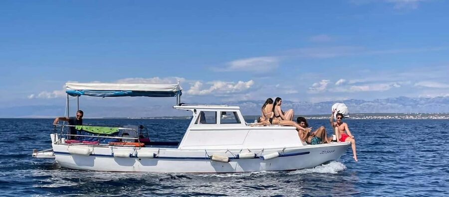 Private Boat tour with refreshing drinks Zadar - The final swim is decided with your group