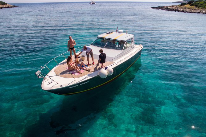 Private custom Blue & Green Cave tour with yacht from Hvar town - Inside the Green Cave