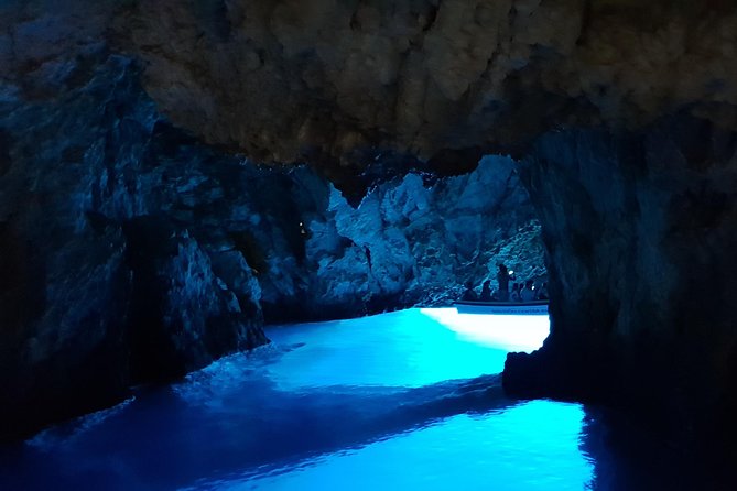 Private Custom Island Hopping Speedboat Tour from Hvar - Green Cave near Vis: a short first stop